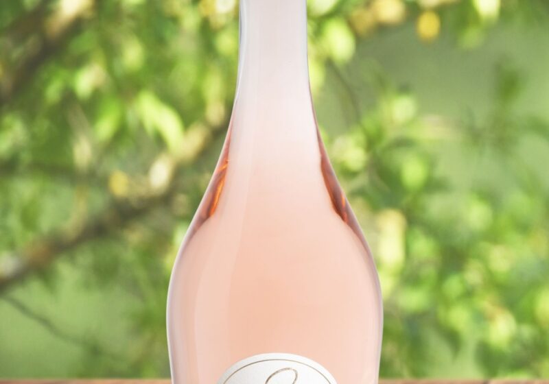 Notre Vin rosé : une robe de Lumière et de Fraîcheur